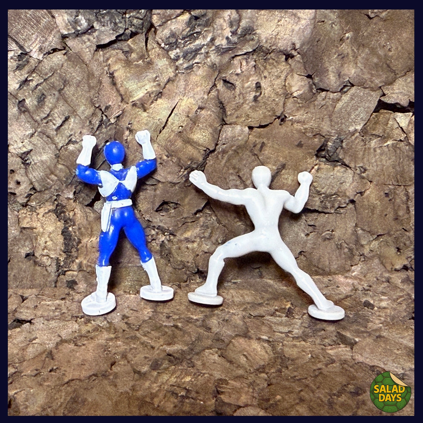 Mighty Morphin Power Rangers -Pack #2 Dragonzord vs Goldar- Micro Machines