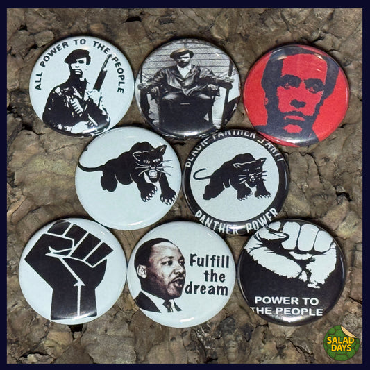 Black Panthers -Buttons- 8 Pack