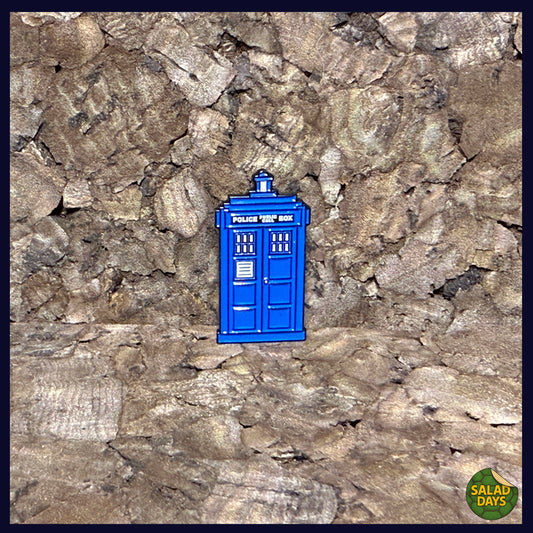 Tardis -Enamel Pin- Doctor Who