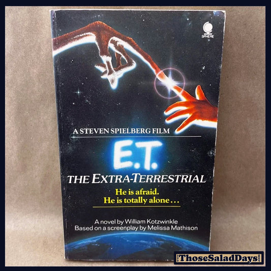 E.T. The Extra-Terrestrial  -Novelization- Movie Book