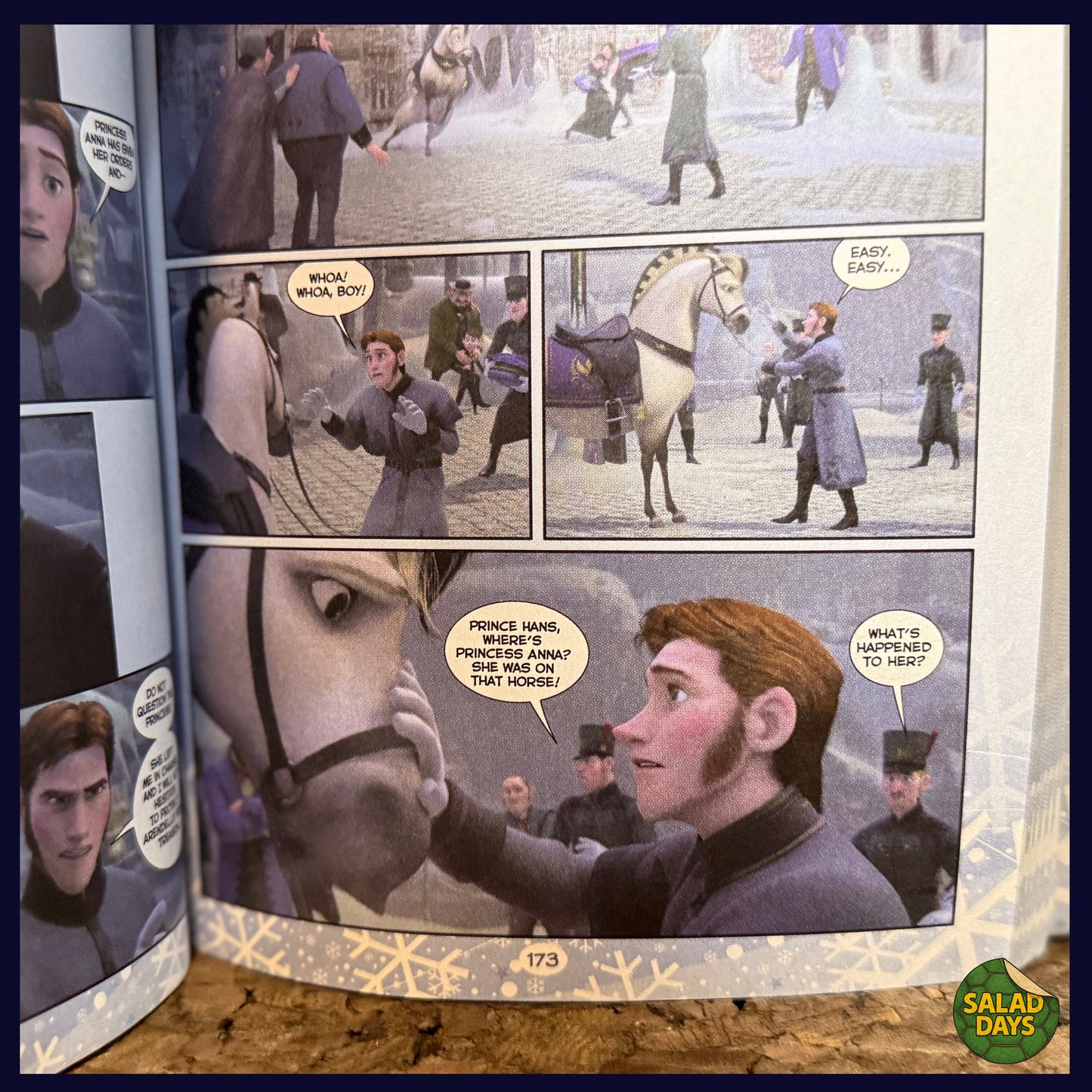 Frozen -The Cinestory- Book