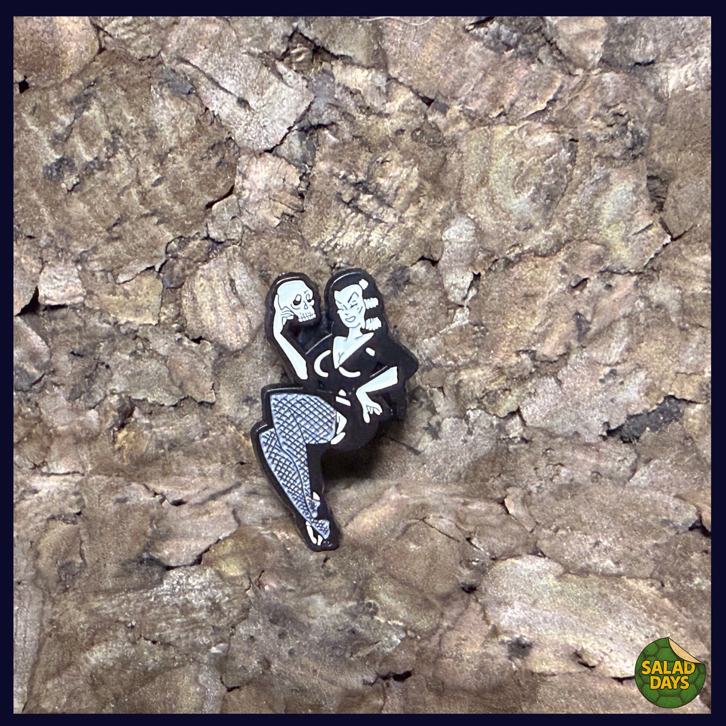 Pin Up Ghoul -Enamel Pin-