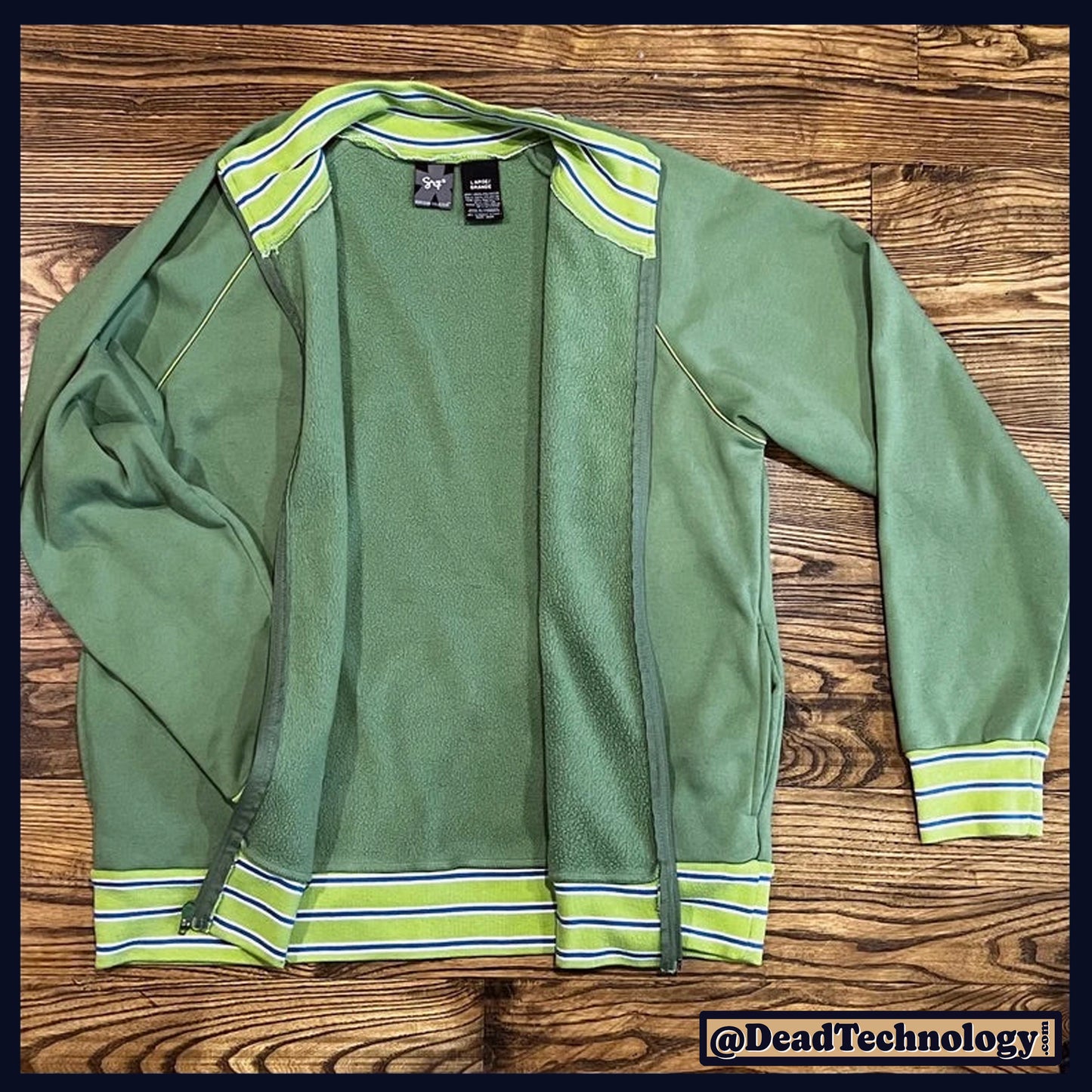 The Green Machine Sweater -Large-
