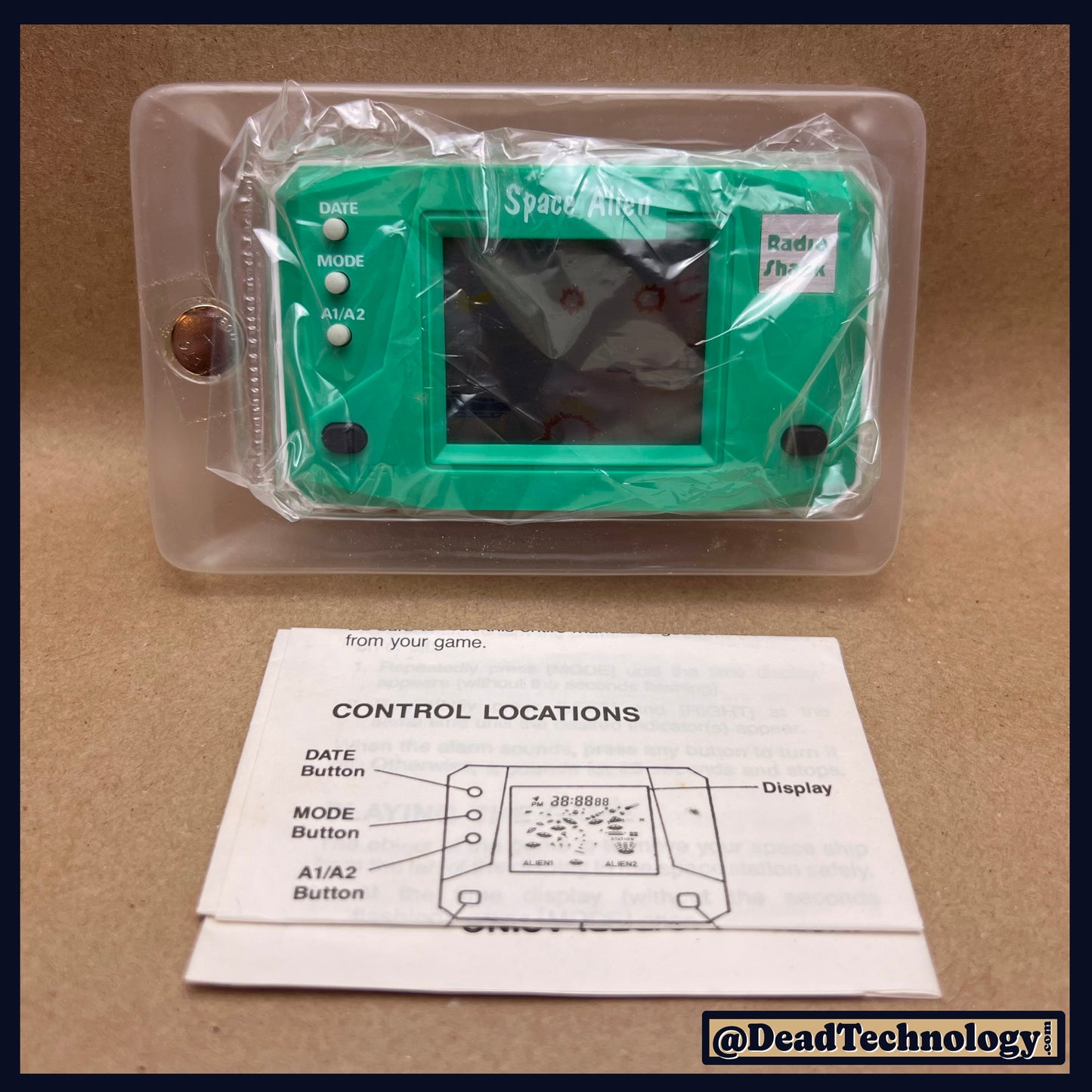Space Alien -Radio Shack- Handheld Video Game NEW