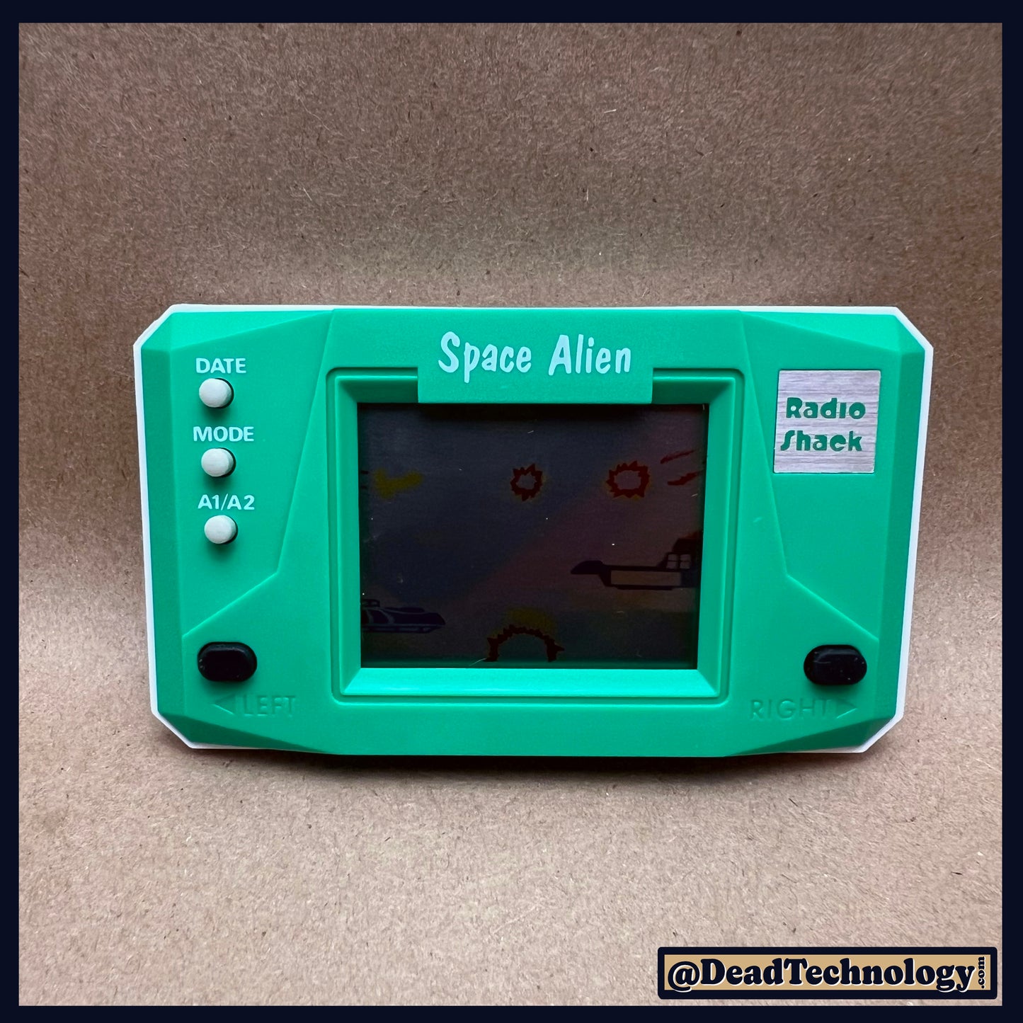 Space Alien -Radio Shack- Handheld Video Game NEW