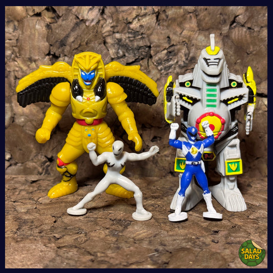 Mighty Morphin Power Rangers -Pack #2 Dragonzord vs Goldar- Micro Machines